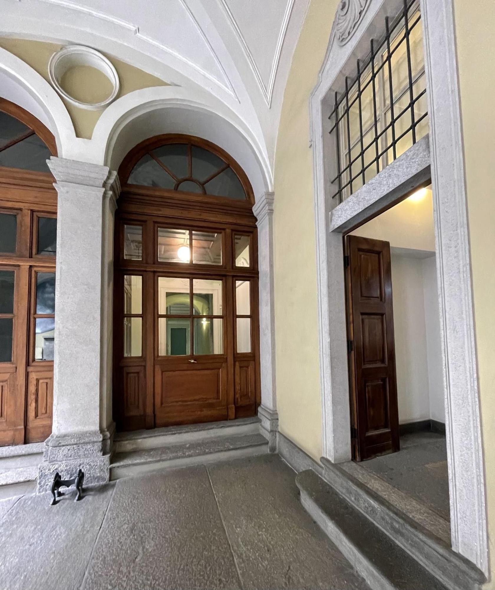 Scarampi Boutique Flat, Eleganza Storica In Centro Apartment Turin Luaran gambar